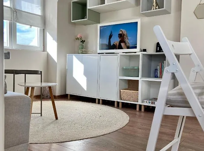 Dockview Atelier Apartment